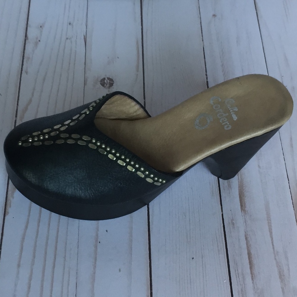 Calleen Cordero Handcrafted Designer Clogs